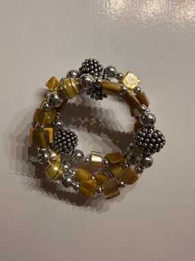 Yellow Bead & Silver Accent Stretch Bracelet - Unbranded